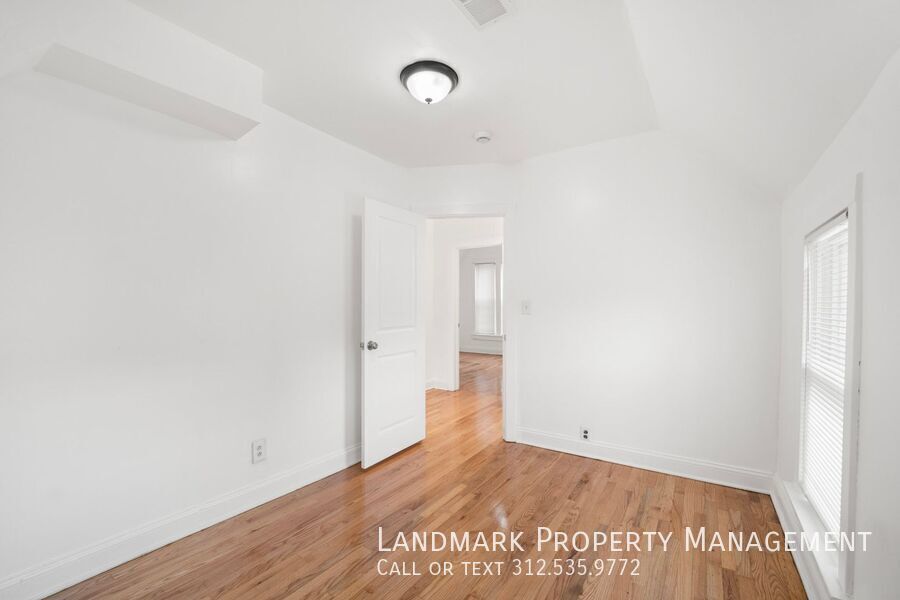 806 S Taylor Ave property image