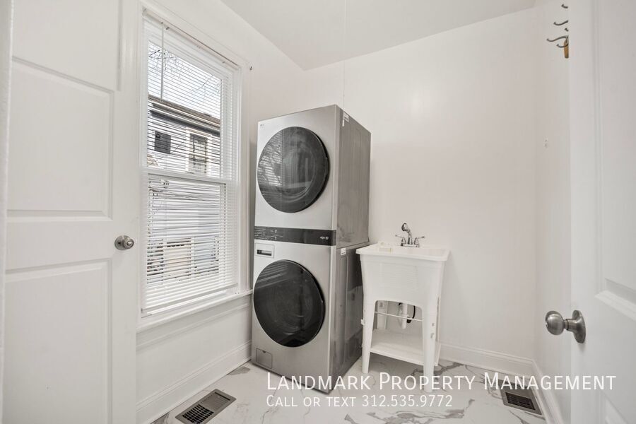 806 S Taylor Ave property image