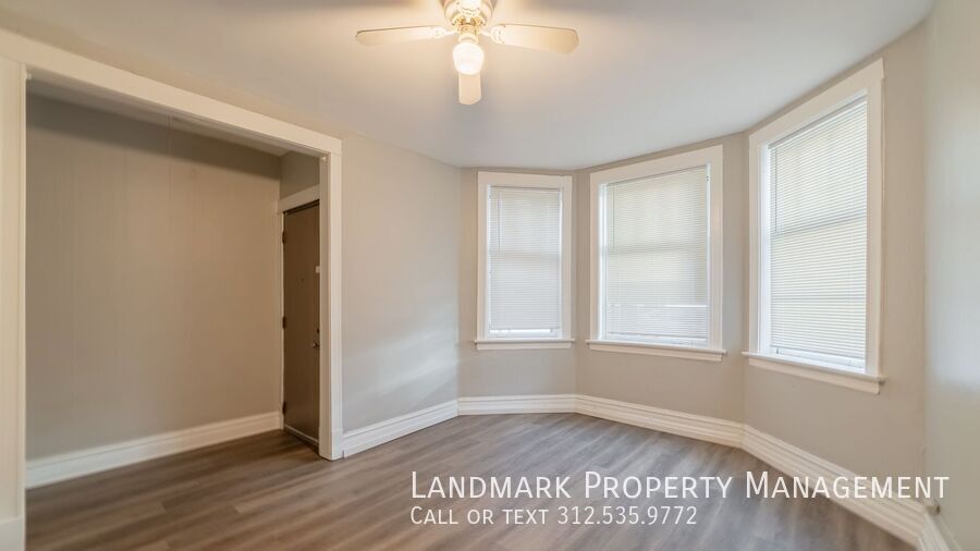 2132 W Haddon Unit 1 property image