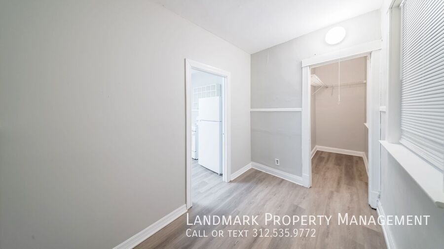 2132 W Haddon Unit 1 property image