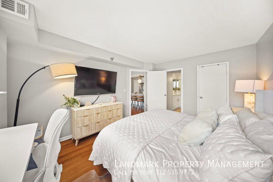 1309 N Wells St Apt 904 property image