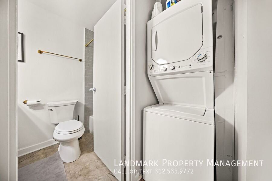 1309 N Wells St Apt 904 property image