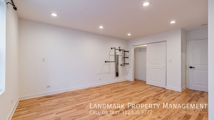 2038 W 21st St Unit 2 property image