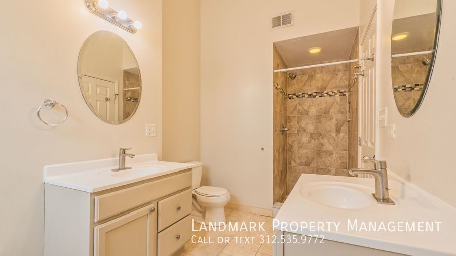 2329 W Harrison St Unit 4 property image