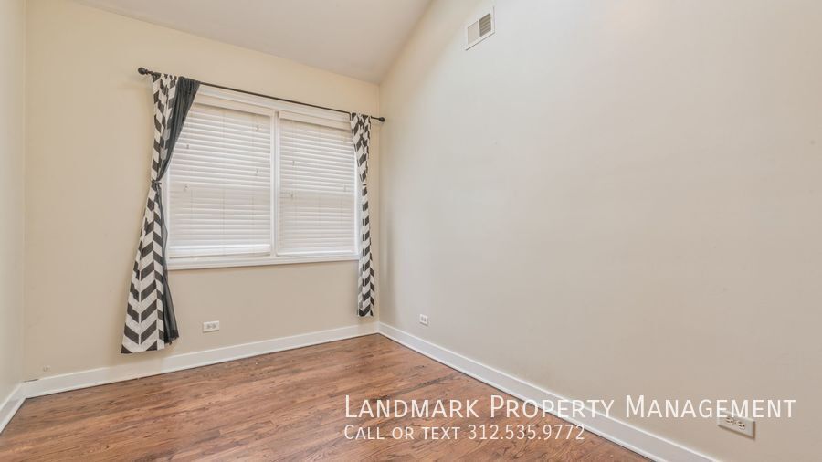 2329 W Harrison St Unit 4 property image