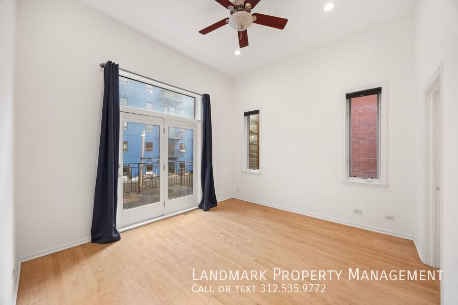 1755 N Artesian Ave Unit 3 property image